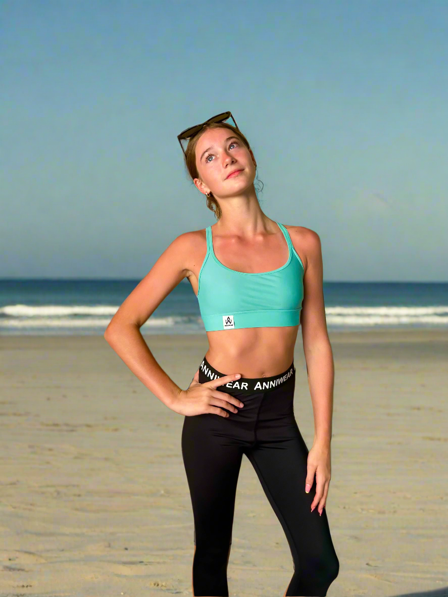 Aquaria Crop