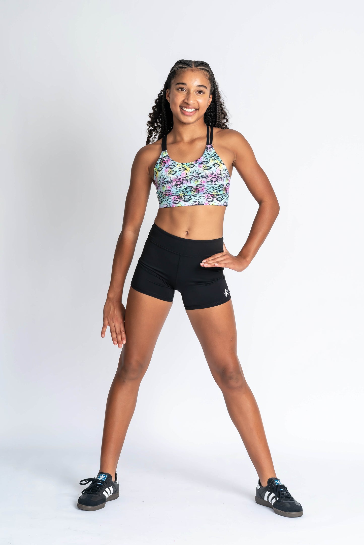 ANNIconda Crop, Bright-Colored Patterned Crop Top and Black Active Shorts